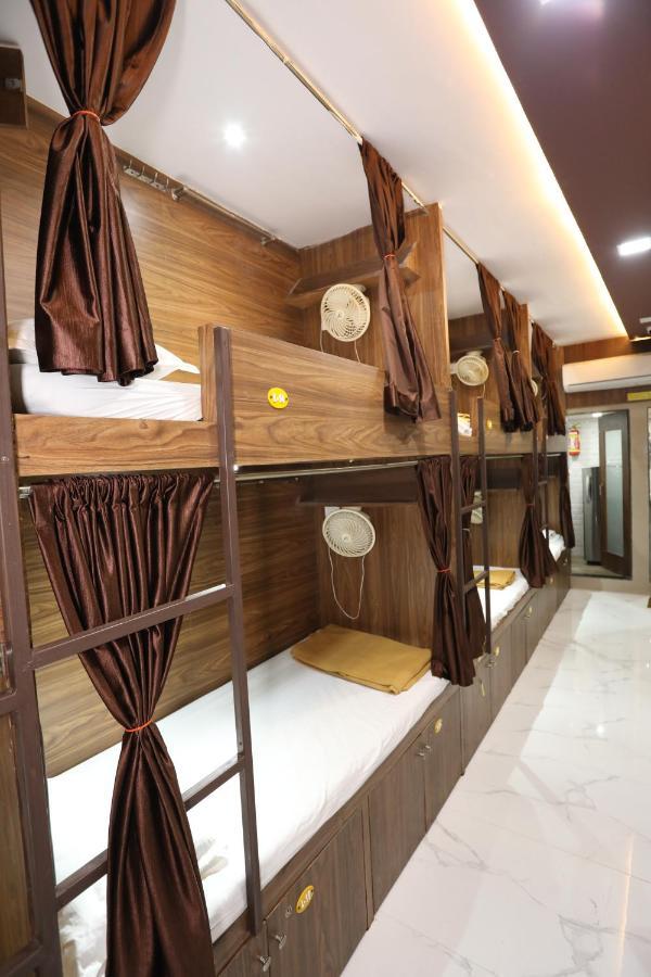 Mango Marol Dormitory Mumbai Bagian luar foto
