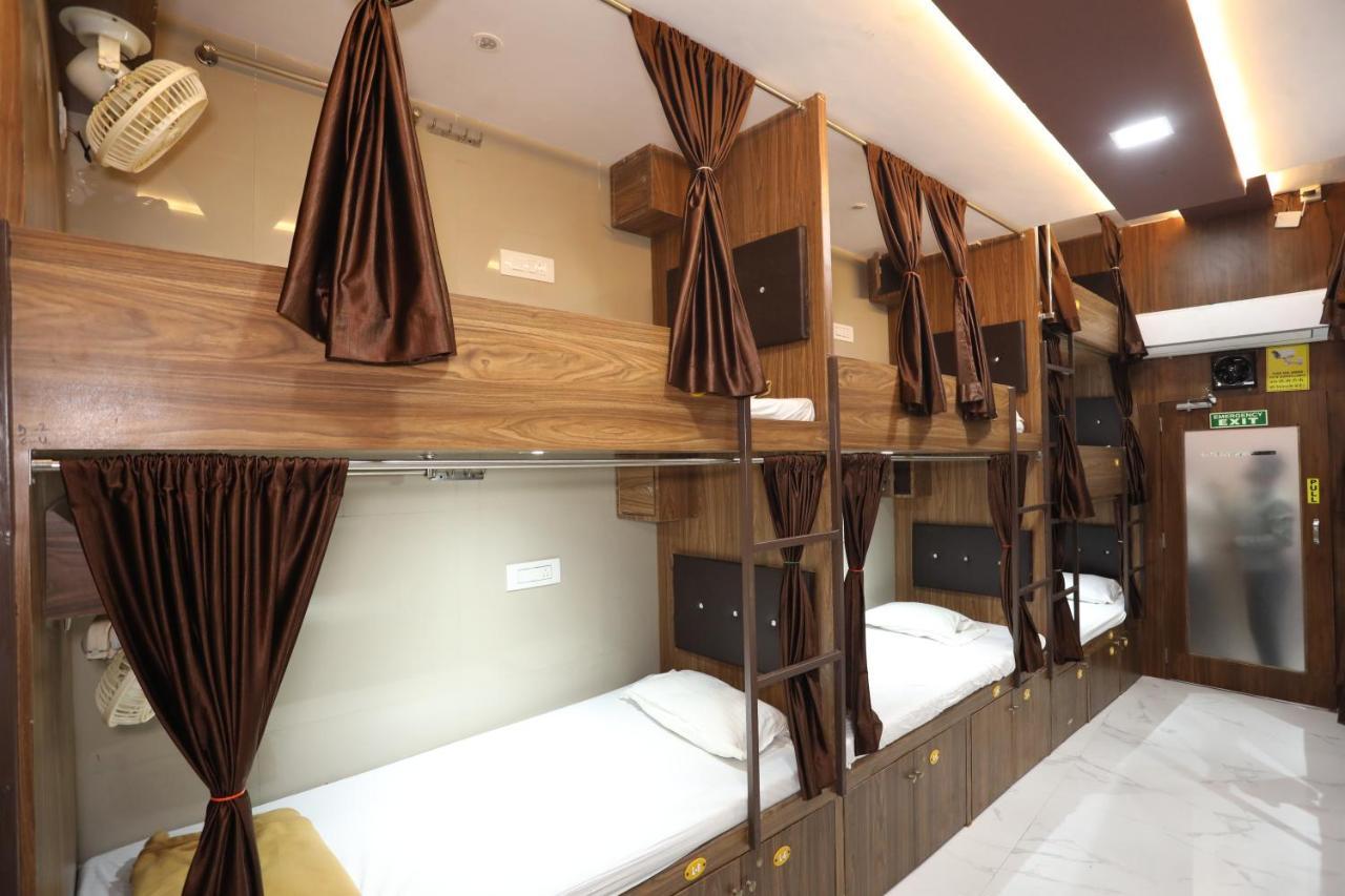 Mango Marol Dormitory Mumbai Bagian luar foto